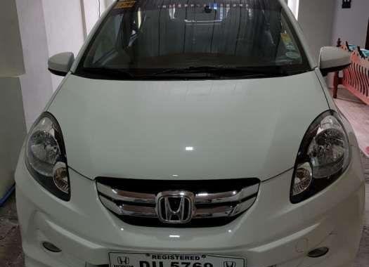 2016 Honda Brio Amaze AT 13V Navi Top of the line