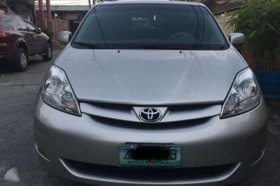 2007 Toyota Sienna XLE FOR SALE