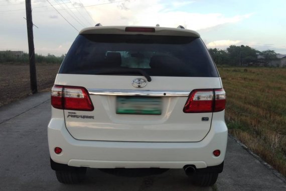 Toyota Fortuner 2.5G Manual Diesel 2011 For Sale 