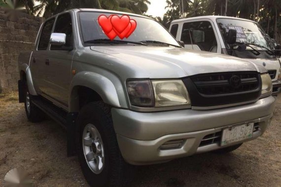RUSH !!! Toyota Hilux SR-5 limited edition 4x4 2004 model