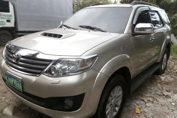 Toyota Fortuner G manual Diesel turbo 2013model