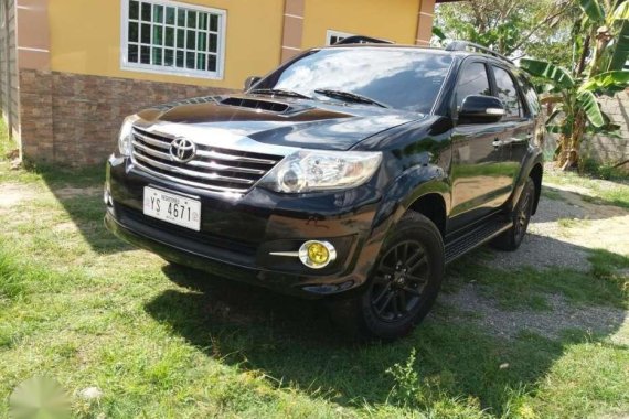 2006 Toyota Fortuner 2.5V diesel top of the line