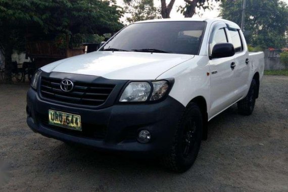 Toyota HIlux j 2013 model MT diesel