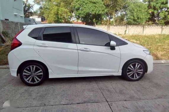 2015 Honda Jazz 1.5 AT for sale 