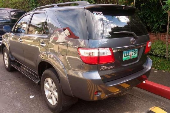 Toyota Fortuner 2011 FOR SALE