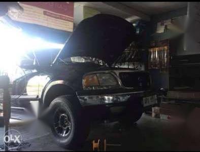 For sale Ford Expedition 2000