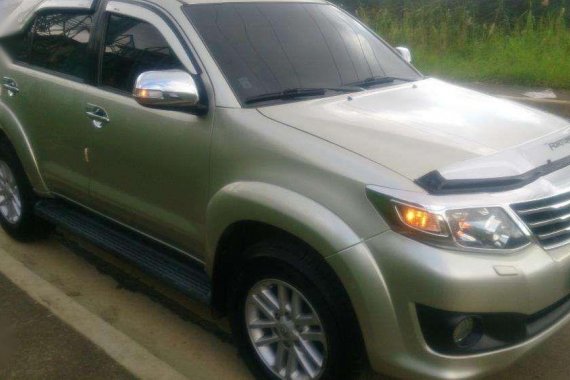 For sale only 2012 TOYOTA Fortuner Manual Diesel 4x2