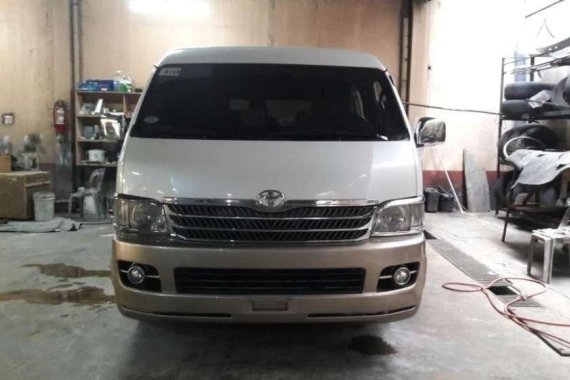 2009 Toyota Hiace SUPER GRANDIA 2.5 Automatic Diesel