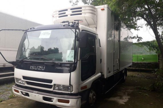 2005 Isuzu Forward for sale