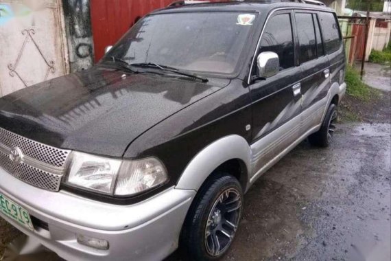 Toyota Revo 2001 gasoline FOR SALE