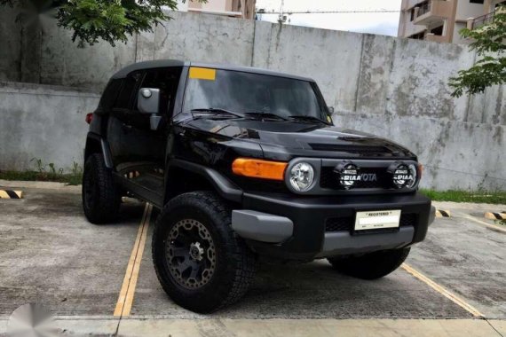 2017 TOYOTA FJ Cruiser Automatic 4x4