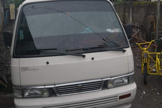 Nissan Urvan 2014 White Van For Sale 