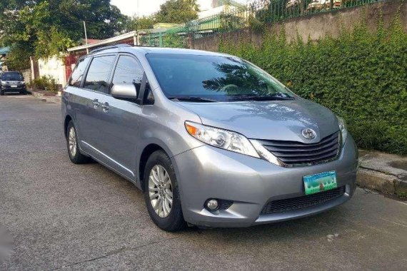 2013 TOYOTA SIENNA XLE Automatic Transmission