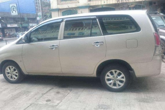 Toyota Innova E 2010 model diesel manual