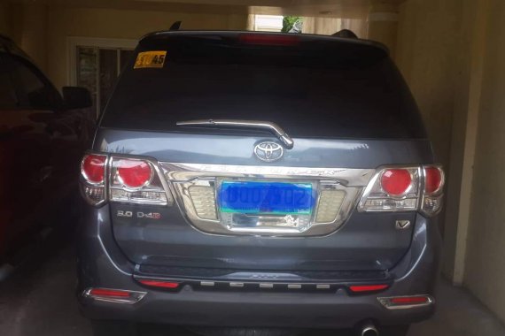 Lady owner 2013 TOYOTA FORTUNER