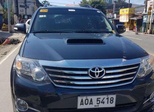For sale TOYOTA Fortuner manual transmission direct buyer only