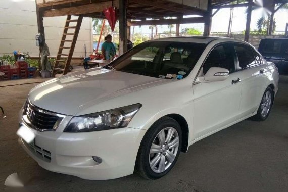 2009 Honda Accord 3.5 Gas engine Top of the line