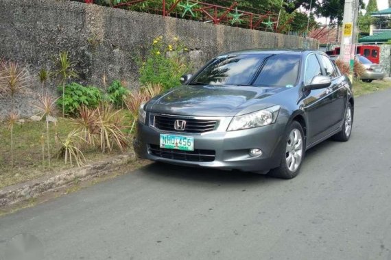 SELLING Honda Accord 2009