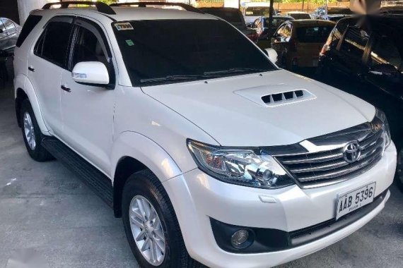 2014 Toyota Fortuner V 4x2 Financing Accepted