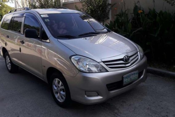 2009 TOYOTA Innova E diesel manual