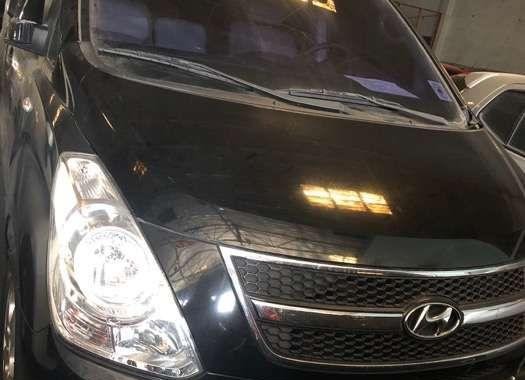 Hyundai Starex 2015 automatiC FOR SALE