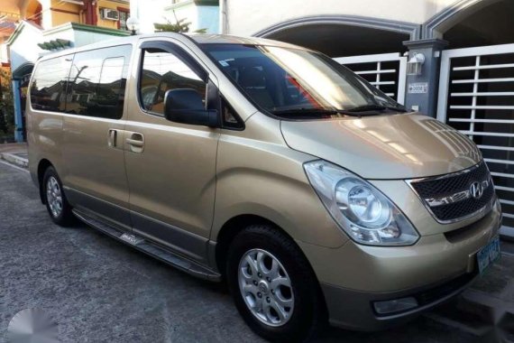 2011 Hyundai Grand Starex Gold AT for sale 