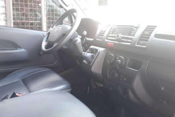 2016 Toyota Hiace Commuter 30 FOR SALE