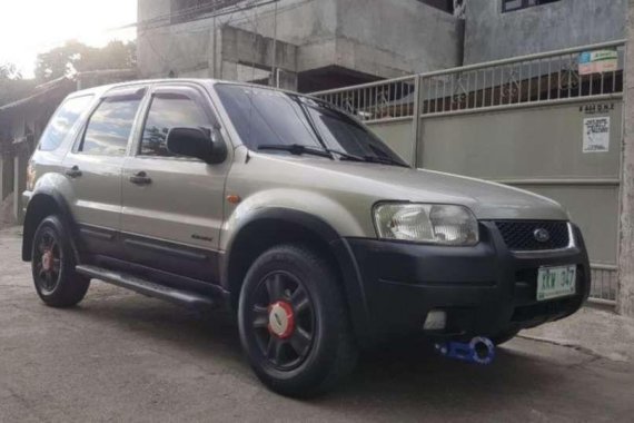 2004 Ford Escape Xlt 4x4 auto FOR SALE