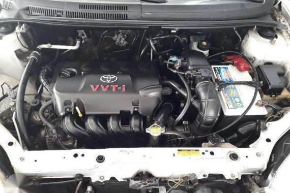 Toyota Vios e 2006 model Manual transmission