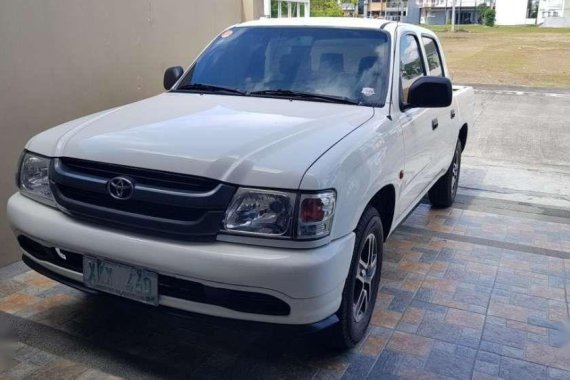 2003 Toyota Hilux 2.4 2l engine Diesel Manual