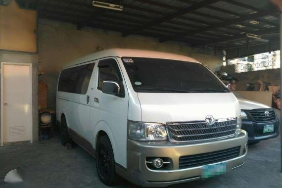 2009 Toyota Hiace Super Grandia FOR SALE
