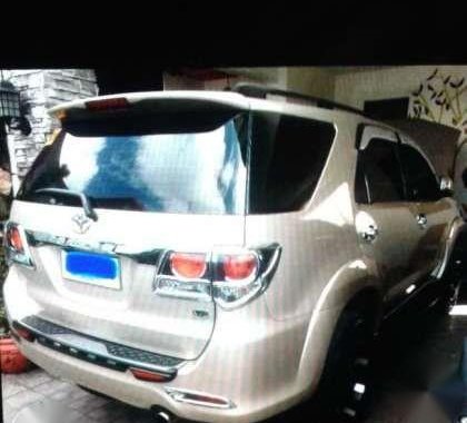 Toyota Fortuner V 2015 1st owner Automatic transmission