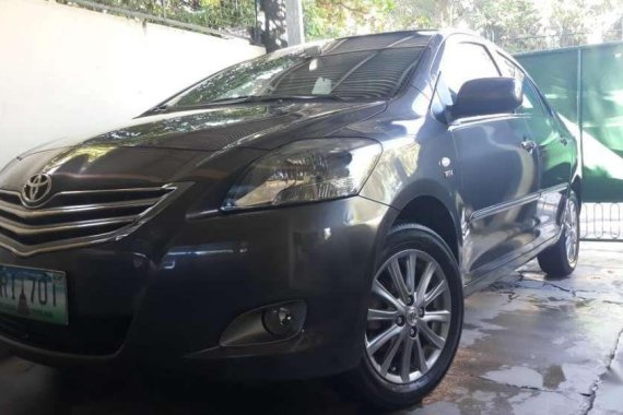 Toyota Vios 1.3 g 2013 model Gray metallic color