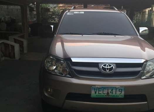 SELLING TOYOTA Fortuner 2008 GASOLINE