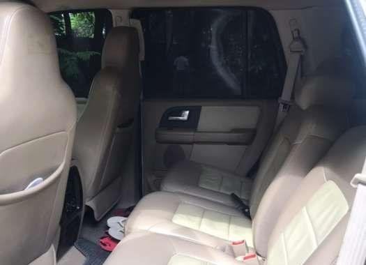 Ford Expedition eddie bauer 2004