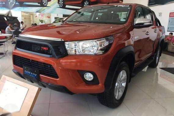NEW TOYOTA HILUX 4X2 E M/T 2018