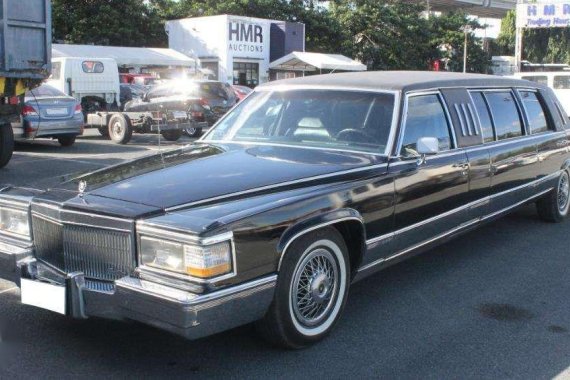 1990 CADILLAC Brougham Limousine