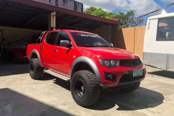 2010 3.2 Mitsubishi Strada GLS 4x4 for sale 