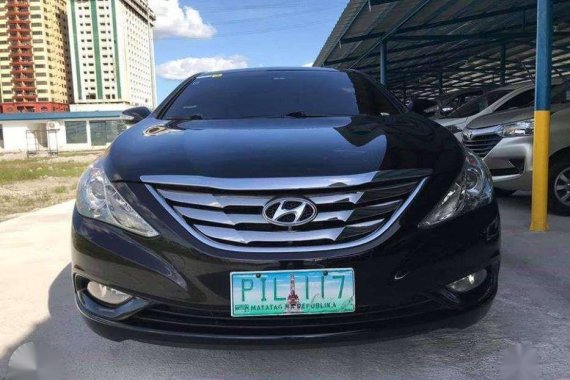 2010 Hyundai Sonata Theta II 1st owner Excellent Condition