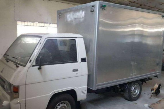 Mitsubishi L300 2015 Aluminum van for sale 