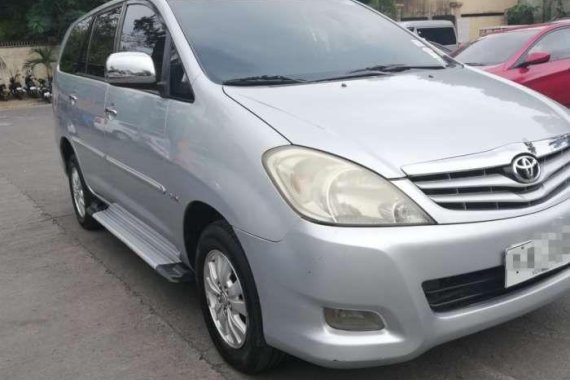 2010 Toyota Innova G manual trans.