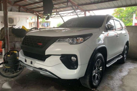 2018 Toyota Fortuner 2.4G 4x2 Automatic Freedom White