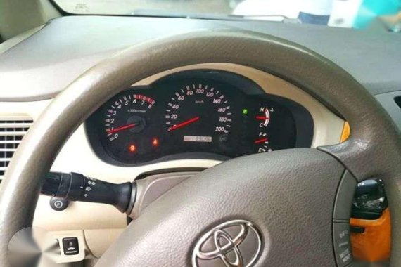 Toyota Innova G Gas 2.0 VVTI 2009