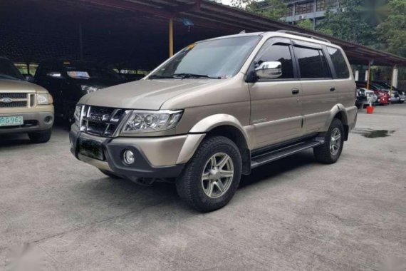 2013 Isuzu Sportivo manual 12tkm only 1st owned