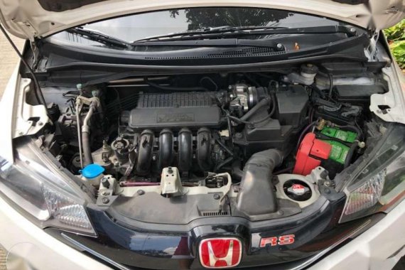 Honda Jazz 2016 vx plus (white) for sale