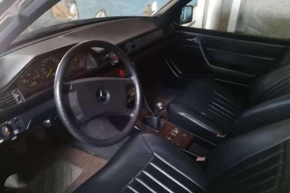 1989 Mercedes-benz W124 manual transmision.