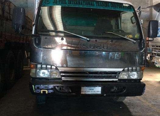 2017 Isuzu Elf Closed Van 4HE1 - Preowned Cars