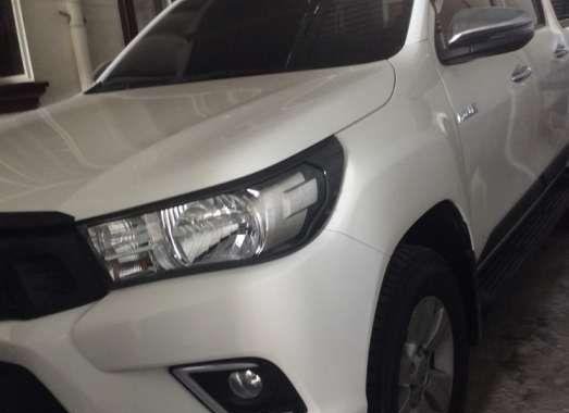 Toyota Hilux 2.4 AT diesel 2017mdl for sale 