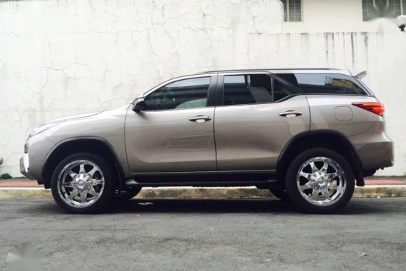 Toyota Fortuner 2017 G AT 14M for sale 