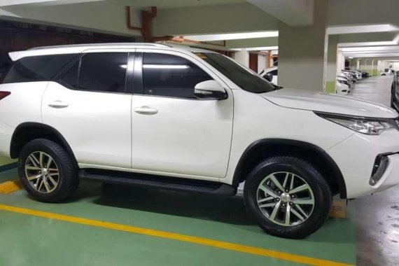 2016 TOYOTA Fortuner 4x2 Gas FOR SALE